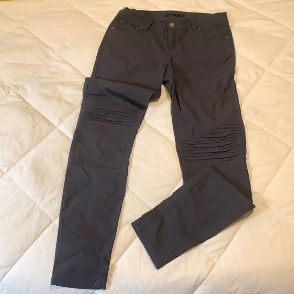 PRANA, size 6, skinny, stretchy, used but great condition